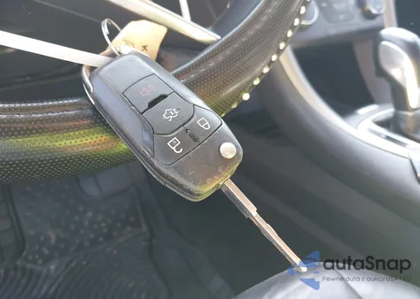 2014 Ford Fusion Se z USA, uszkodzony, nr VIN 3FA6P0H99ER344383